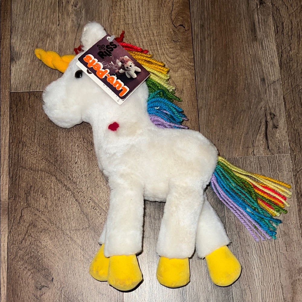 NWT Russ luv pets  Vintage 1979 White Plush Unicorn with Rainbow Mane